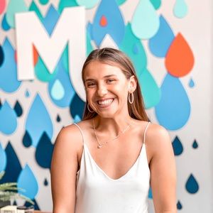 Meet your Posher, Jillian